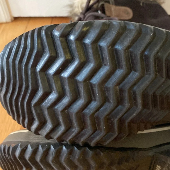 Sorel Joan of Arctic Snow Boots Black Faux Fur Size 8 Brown Fur Cuff - Picture 10 of 15